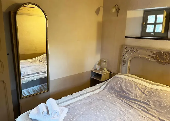 Domaine De La Coletta Bergerie * Coti-Chiavari (Corsica)